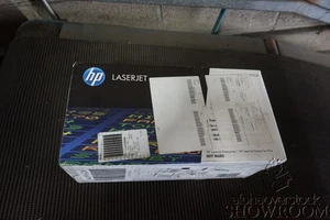 Nowy zapieczętowany oryginalny żółty toner OEM HP CF322A 653A LaserJet MFP M680 1F11H2 - Zdjęcie 1 z 4