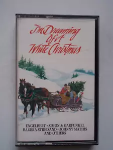 I'M DREAMING OF A WHITE CHRISTMAS Streisand, Tony Bennett, More! - CASSETTE 1980 - Picture 1 of 5
