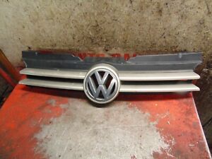 05 04 03 02 01 VW Cabrio oem factory front bumper grill grille