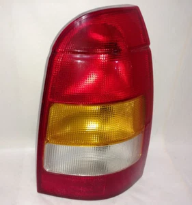 2000-2002 Saturn LW200 LW300 Wagon Tail Light Passenger Side Bulb Holders - Picture 1 of 6