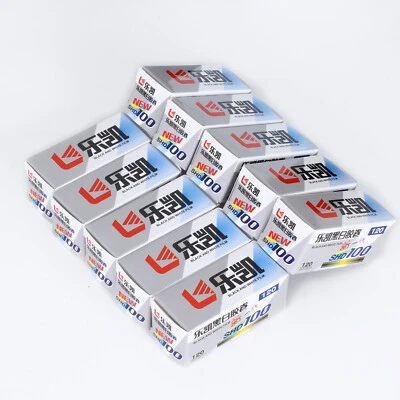 Пленка негативная LUCK SHD 100 черно-белая 120 рулонов ISO100/21° дата 05-2026 - Изображение 1 из 4