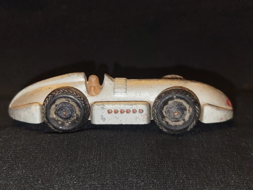 Coche de carreras Fórmula de colección Velocidad del viento Dinky Toys Inglaterra por Meccano 1950 Foto 1 de 4