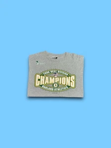 Oakland Athletics Puma 2000 West Division Champs Grey T Shirt 2XL Vintage MLB - Picture 1 of 5