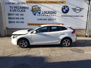 31660982 caméra avant pour VOLVO V40 2.0 D (120 CV) 2012 2214117 - Picture 1 of 13