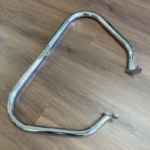 Barra de autopista cromada Freeway para modelos Harley Softail FXBB/FXLR 2018-2021 - Imagen 1 de 4