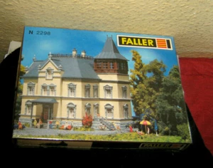 Faller N Villa mit Turm 2298 - Bild 1 von 3