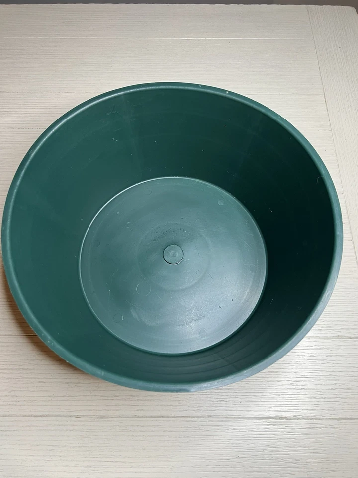 Tree Teck Super Four Tree Stand WF - 400 Trees Up To 10 Feet Made In USA - Image 1 of 4