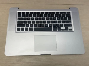 MacBook Pro 15 MID 2010 A1286 TOP CASE KEYBOARD PALMREST TOUCHPAD GRADE B - Picture 1 of 4