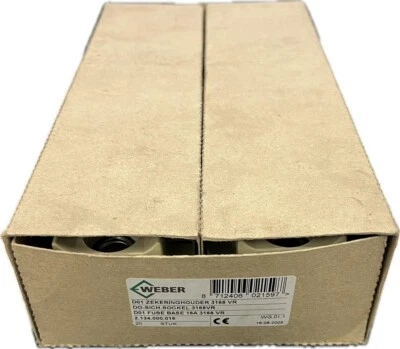 13x Weber D01 Fuse Socket 16A - Image 1 of 2