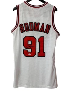 Dennis Rodman White Chicago Bulls Hand Signed Jersey 1997-98 BECKETT COA - Picture 1 of 5