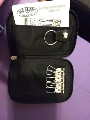 Auténtico estuche grande delgado negro de nailon microfibra con cremallera para llaves excelentes características Foto 1 de 4