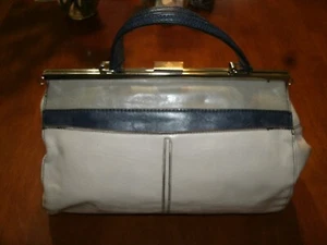 Three color Vera Wand Handbag VG - Picture 1 of 15