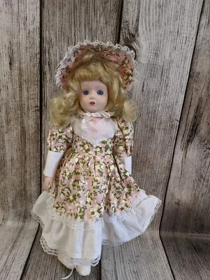 💮 Ancienne Poupée, Poupon En Porcelaine 💮 - Photo 1/4