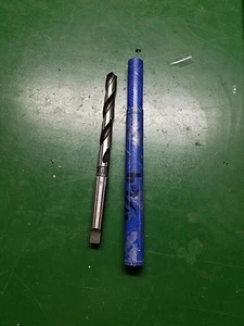 MACHINING INC. TRAPANO A GAMBO CONICO 41/64'' - Foto 1 di 5