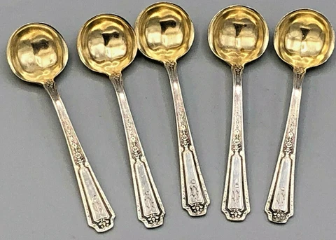 Louis XIV by Towle Antique Sterling Silver set of 5 Salt Spoons 2 5/8", mono Cover