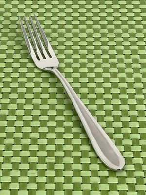 Tenedor de cena de acero inoxidable satinado Mikasa centro de escarcha borde brillante 18-8 cubiertos - 8" Foto 1 de 4
