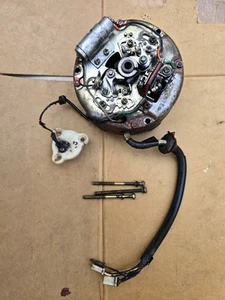 Yamaha RD250 RD350 A/B R5 A B Generator Stator Assembly Points Plate - Picture 1 of 12