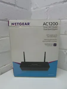 NETGEAR AC1200 Smart WIFI Router Dual Band gigabit With External Antennas R6220 - Picture 1 of 5
