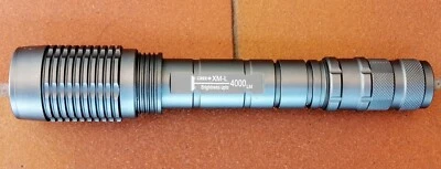 Torcia portatile in alluminio con zoom  e 1 led tipo CREE XML-T6 - Immagine 1 di 4