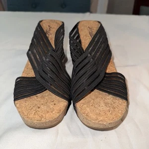 Lucky Brand Women's Mykayla Wedge Sandal - Black size 8M - Picture 1 of 6