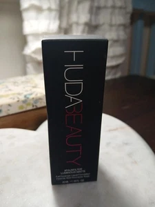 Fondotinta Huda Beauty Fauxfilter Luminoso Copertura Completa Shortcake 315B Nuovo con scatola - Foto 1 di 2