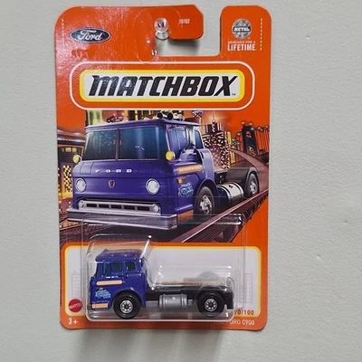 2024 MATCHBOX 1965 FORD C900 MBX METRO 70/100 KINGSON POP PURPLE - Image 1 of 4