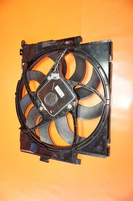 Ventilador de refrigeración BMW 420 2016 2017 2018 17428641964 F30 F32 17428641964 OEM Foto 1 de 4