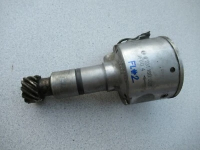 Ignition Distributor BOSCH 0 231 180 008 FL#2 C#50FL - Image 1 of 4