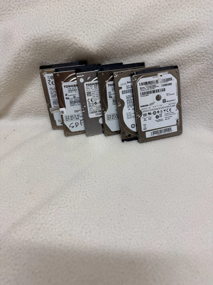 Lote de 6 discos duros SATA de 320 GB 2,5" - ¡¡USADOS!!! Foto 1 de 1