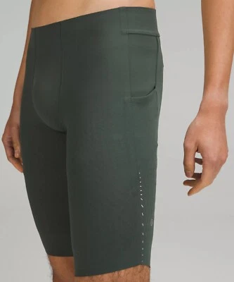 Pantalones Cortos para Correr Lululemon SenseKnit Para Hombre 10" PEQUEÑOS SKSR Bicicleta de Yoga Verde Ahumado Foto 1 de 4