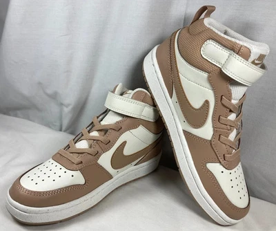 NUEVO Zapatos Nike Court Borough Mid 2 Big Kids CD7783-125, Marfil Pálido, Talla 7Y Foto 1 de 4