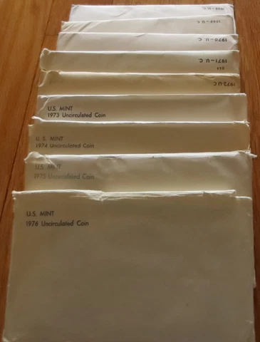 1968 to 1976 US Mint Mint Sets 9 sets P and D Mint Uncirculated  best value Cover
