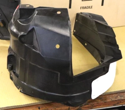 Новый подлинный OEM 2011-2015 Honda CR-Z передний драйвер крыло вкладыш 74151-SZT-G00 - Изображение 1 из 3