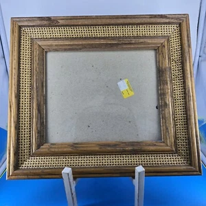 Vintage Wooden Ratten Picture 8x10 Frame wire hanging for Landscape - Picture 1 of 11