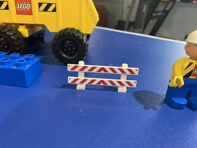 LEGO DUPLO 2808 Big Wheels camión volquete ligero trabajador de construcción 1999 sin caja Foto 1 de 4