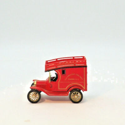 Furgoneta Corgi Classics Ford 1915 Modelo T Departamento de Bomberos Kalamazoo Engine Co. 3 Volunteer Foto 1 de 4