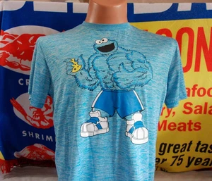 2015 COOKIE MONSTER Basketball Muskel T-Shirt Herren Large Muppet SESAMSTRASSE - Bild 1 von 5