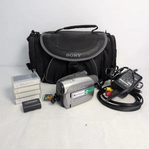 Sony Handycam DCR-HC28 MiniDV Camcorder Camera Silver + Charger & 4 Tapes - Picture 1 of 19