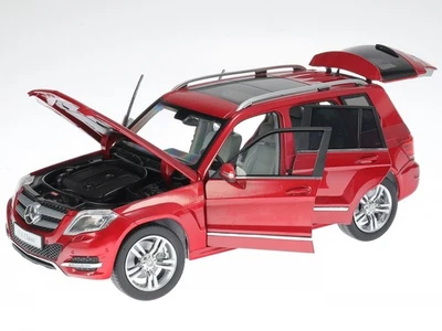Mercedes X204 GLK-Class red diecast modelcar 11008 Welly GTA 1:18 - Image 1 of 4