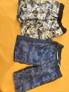 Lot of 3 Carter’s Boys Swimwear - 2 Trunks, 1 Long Sleeve Rash Guard Size 6 - Picture 1 of 3