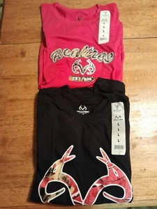 Realtree Damen-T-Shirt Größe L heiß rosa & schwarz kurzärmelig tarnfarben 2er-Set neu mit Etikett - Bild 1 von 8