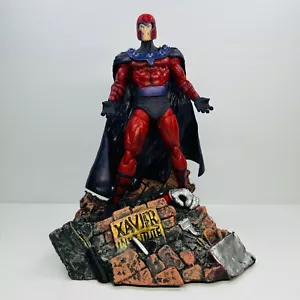 COMPLETE Diamond Select Marvel The Uncanny X-Men MAGNETO action figure w base - Foto 1 di 4