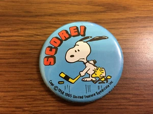 Vintage Snoopy Score Pinback Button - Picture 1 of 2
