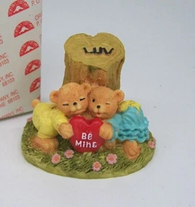 VINTAGE MINIATURE TEDDY BEAR FIGURE FIGURINES VALENTINE "BE MINE" #M-002/337 NIB - Picture 1 of 1