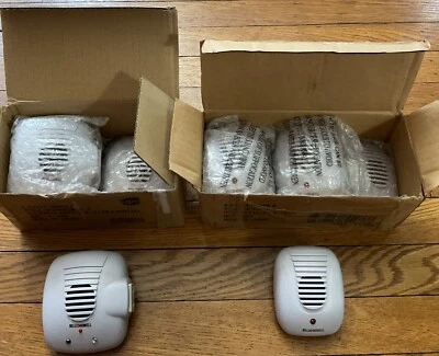 Bell & Howell Repelente Ultrasónico Enchufe Directo (4) SB-194, (6) SB-101B Foto 1 de 4