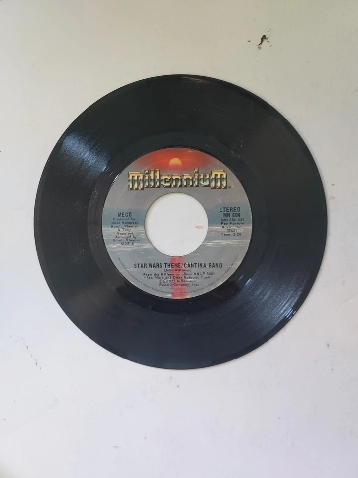 45 RPM Vinyl Record Meco Star Wars Theme/Cantina Band VG - Image 1 of 4