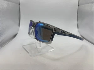Oakley OO9264-03 57/17 138 Transparent Grey Mens Sunglasses - Picture 1 of 24