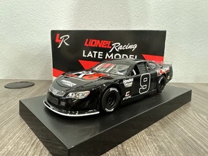 2023 Chase Elliott #9 FR8AUCTIONS Late Model 1:24 NASCAR Action MIB - Foto 1 di 11