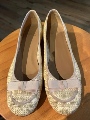 STUART WEITZMAN Women's Tan Straw Flats with Front Bow Size: 12M New Spain - Image 1 of 4