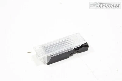 ALFA ROMEO STELVIO 2017-2019 LUZ INTERIOR LADO IZQUIERDO O DERECHO LÁMPARA OEM Foto 1 de 4